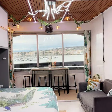 213 Ile Des Pecheurs, Vue Port Appartement