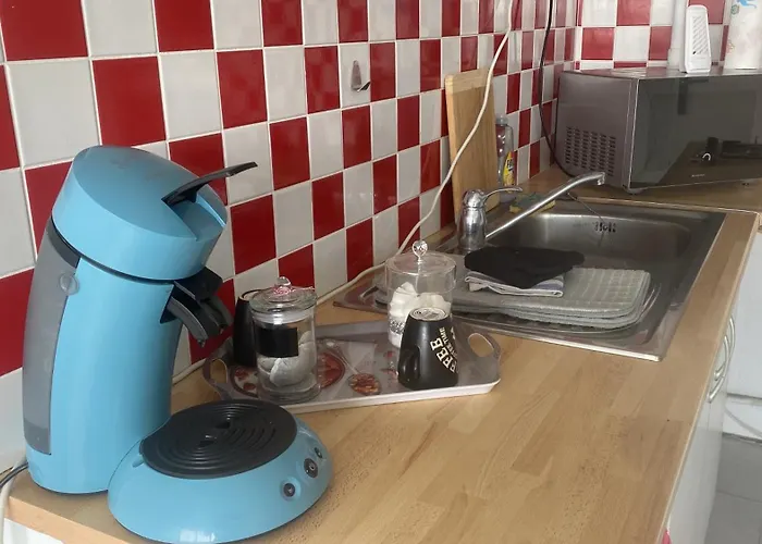 213 Ile Des Pecheurs, Vue Port