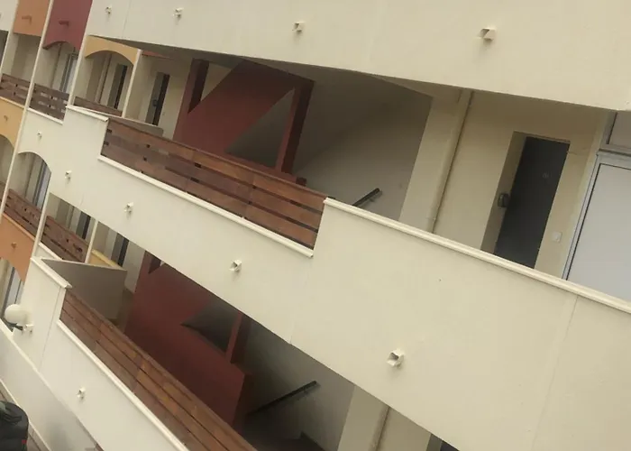 213 Ile Des Pecheurs, Vue Port